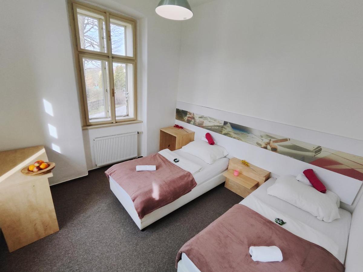 Mezná Hotel Stara Skola מראה חיצוני תמונה
