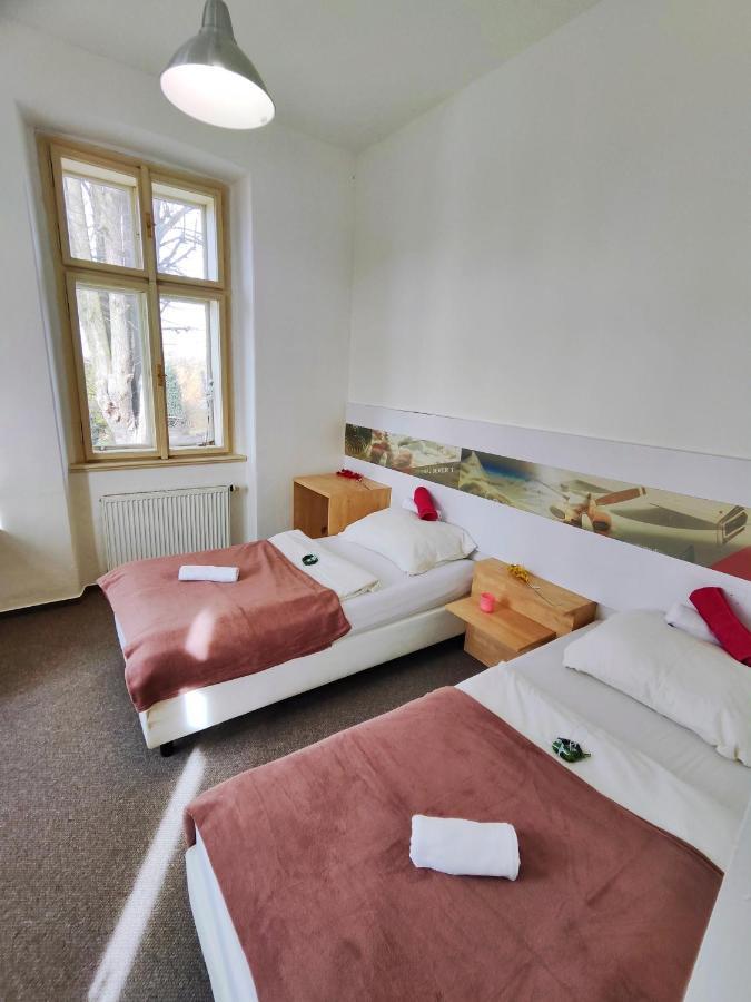 Mezná Hotel Stara Skola מראה חיצוני תמונה