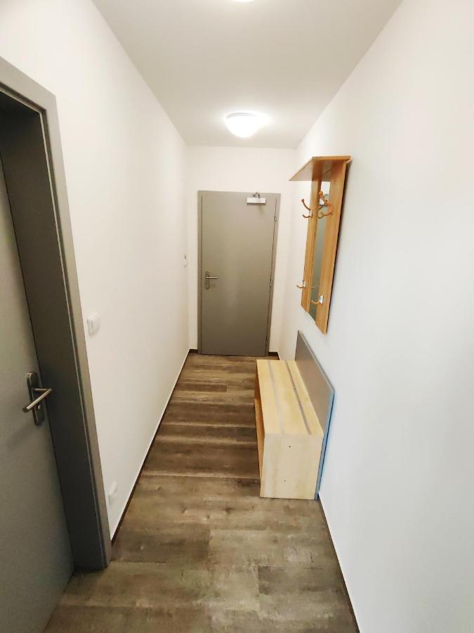 Mezná Hotel Stara Skola מראה חיצוני תמונה