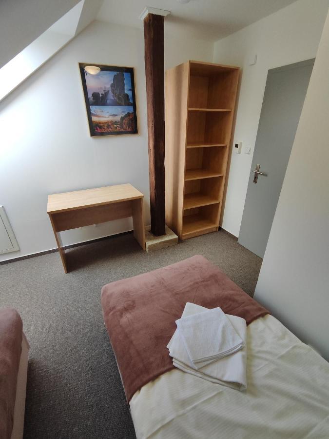 Mezná Hotel Stara Skola מראה חיצוני תמונה