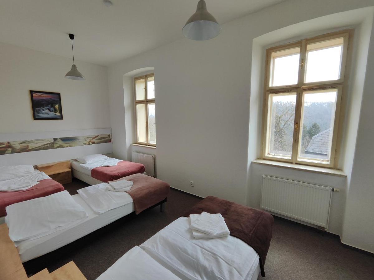 Mezná Hotel Stara Skola מראה חיצוני תמונה