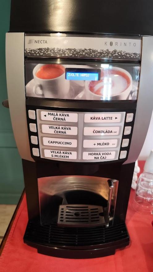 Mezná Hotel Stara Skola מראה חיצוני תמונה