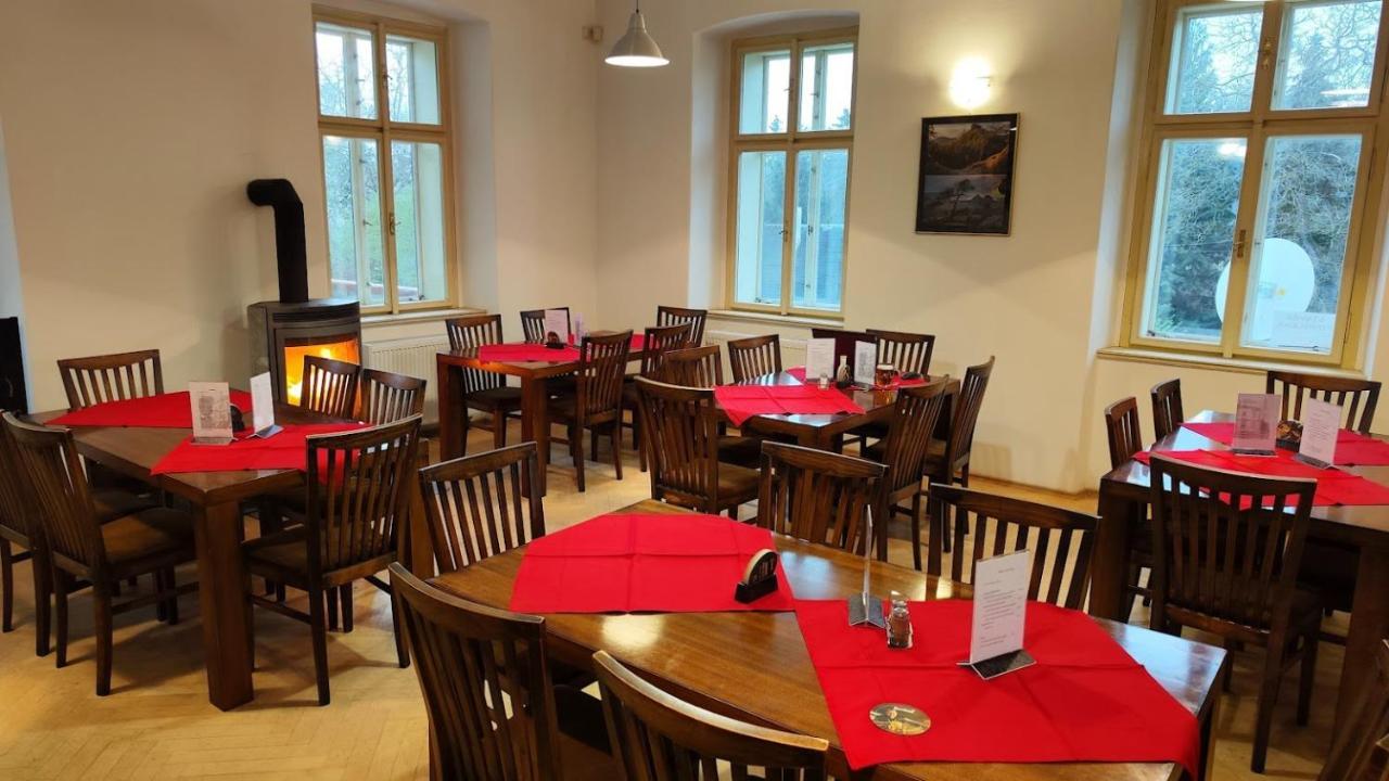 Mezná Hotel Stara Skola מראה חיצוני תמונה